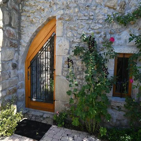 Restful In Largenti Re With Swimming Pool Villa