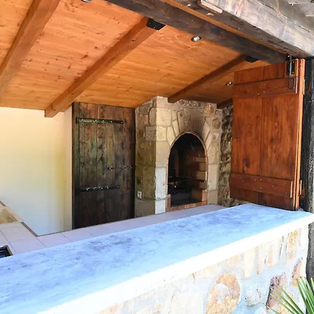 Villa Restful In Largenti Re With Swimming Pool Montreal (Ardeche)